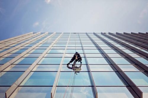 Say Goodbye to Grime with Professional Platinum Window Cleaning